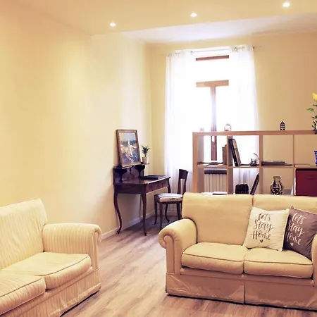 Colonne N° 15 아파트 파르마