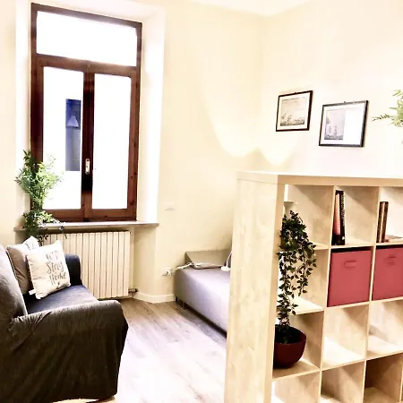 Colonne N° 15 아파트 파르마