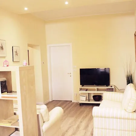 Colonne N° 15 Apartamento