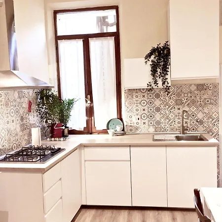 Colonne N° 15 Apartment *