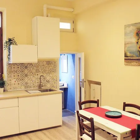 Colonne N° 15 Apartment Parma